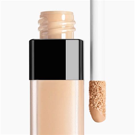 de chanel longwear concealer.